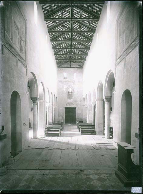 Documentazione storico artistica (negativo) di Caprioli, Giovanni (prima metà XX)