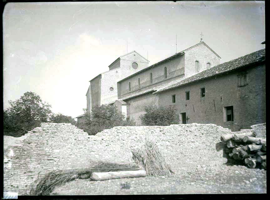 Documentazione storico artistica (negativo) di Caprioli, Giovanni (prima metà XX)