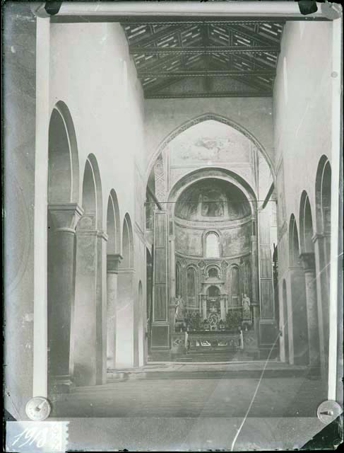 Edifici religiosi: abbazia, Santa Maria in Sylvis; Sesto al Reghena (negativo) di Caprioli, Giovanni, Anonimo (prima metà XX)
