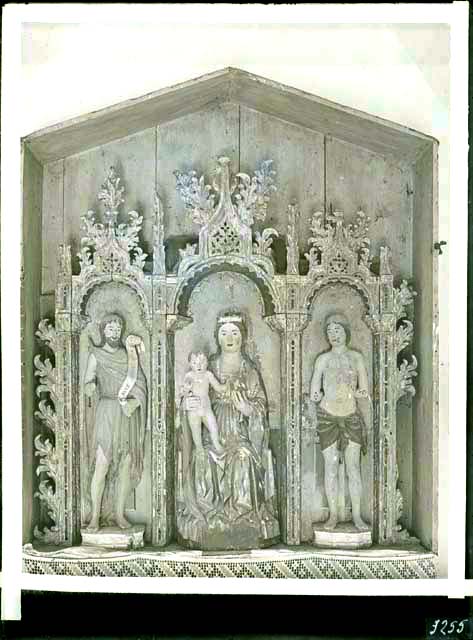 Documetazione storico artistica: sec. XV, ancona, Madonna col Bambino in trono tra San Giovanni Battista e San Sebastiano; Mioni Domenico detto Domenico da Tolmezzo (negativo) di Mioni Domenico detto Domenico da Tolmezzo, Gabinetto Fot. Soprintendenza ai Monumenti di Venezia (prima metà XX)