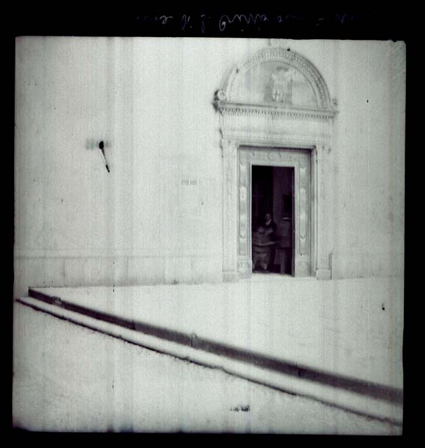 Documentazione storico artistica: sec. XVI, portale; Bernardino da Bissone (negativo) di Bernardino da Bissone, Ongaro, Massimiliano (prima metà XX)