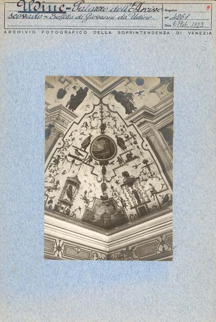 Edifici urabani: palazzo, arcivercovile; Udine (positivo) di Ricamatori Giovanni detto Giovanni da Udine, Gabinetto Fot. Soprintendenza ai Monumenti di Venezia (prima metà XX)