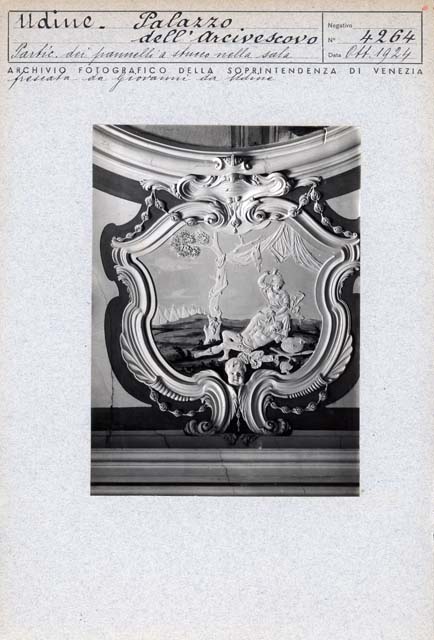 Interno: sala rossa, soffitto (positivo) di Andreoli Giovanni Maria, Gabinetto Fot. Soprintendenza ai Monumenti di Venezia (prima metà XX)