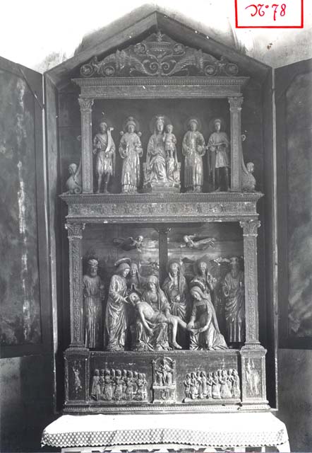 Interno: collocazione originaria (positivo) di Mioni Giovanni detto Giovanni di Domenico da Tolmezzo, Bartolomeo da San Vito detto Bartolomeo dall'Occhio (Attr), Caprioli, Giovanni (prima metà XX)