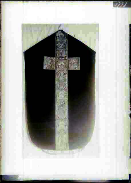 Documentazione storico artistica: sec. XVI, pianeta, verso; manifattura veneziana (negativo) di Battigelli, Ernesto - Manifattura veneziana (prima metà XX)