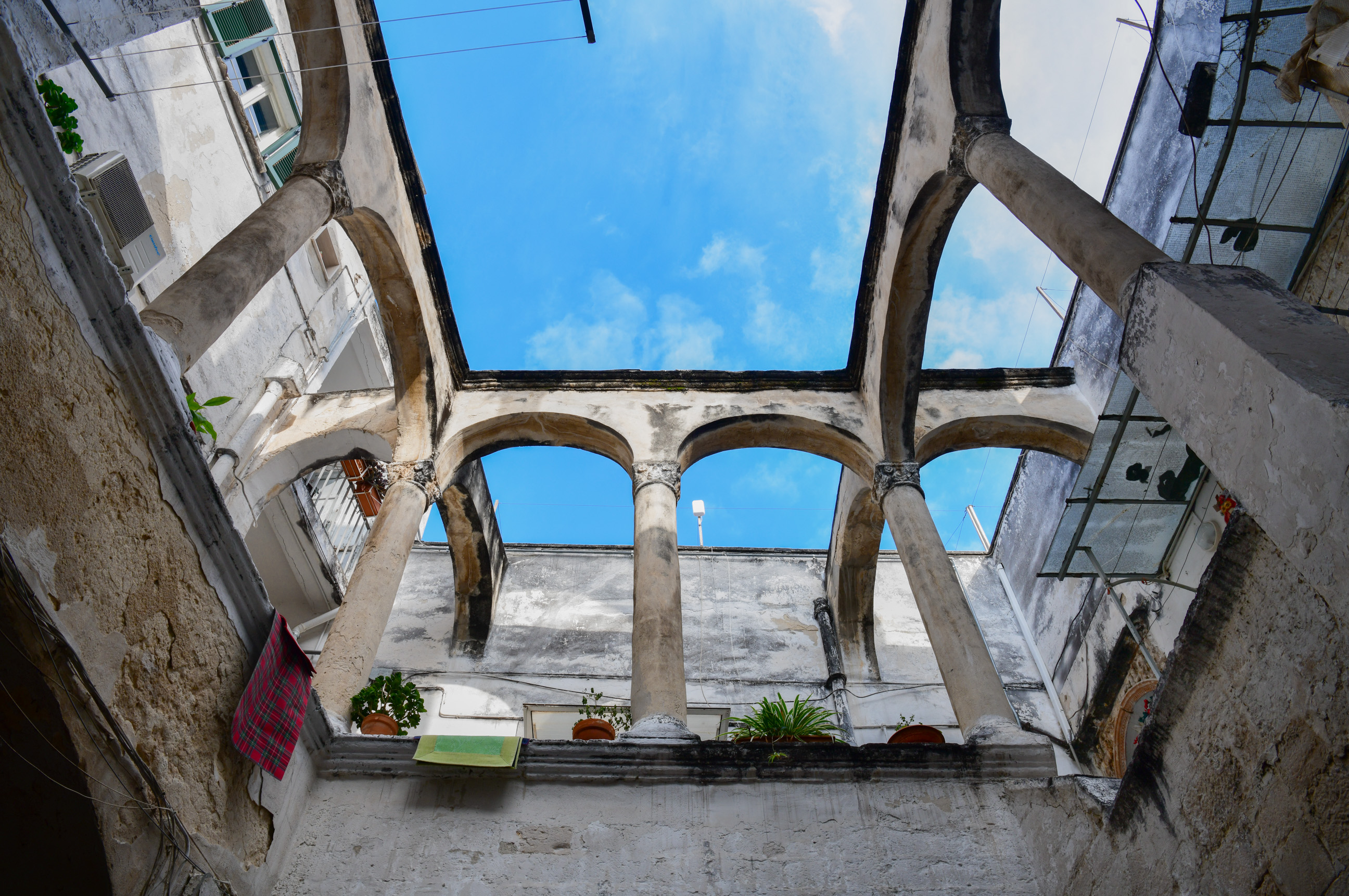 monastero, Monastero di San Nicolò dei Greci (SECOLI/ XI)