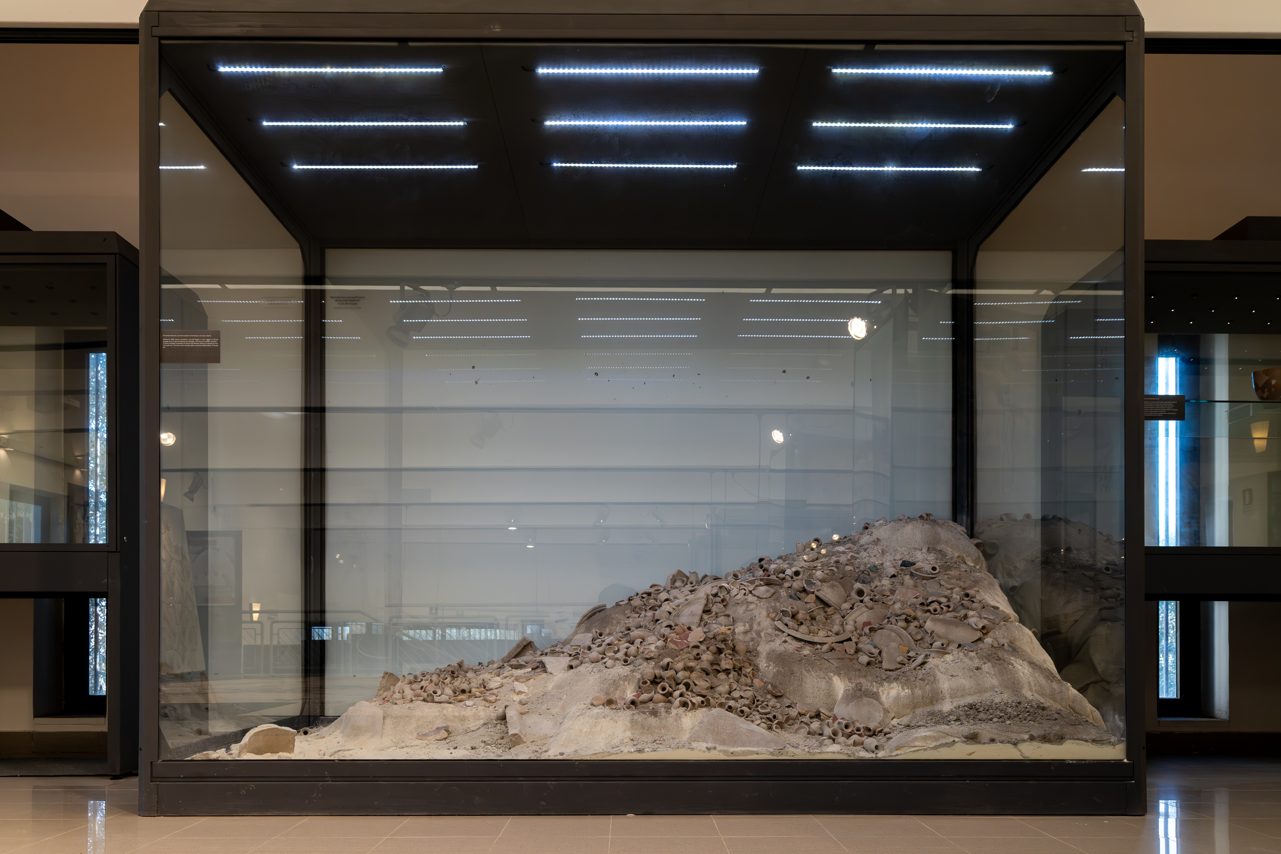 luogo con deposizione di materiale, discarica, Stipe votiva (SECOLI/ ARCHI DI SECOLI/ I-VI)