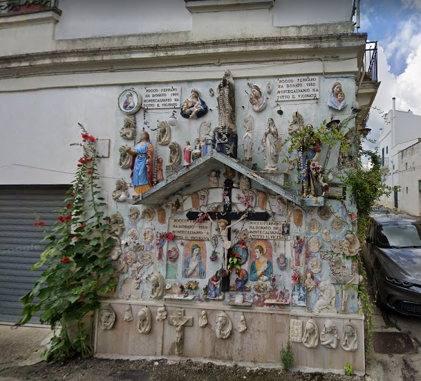 edicola devozionale, Casa dei Santi (SECOLI/ XX)