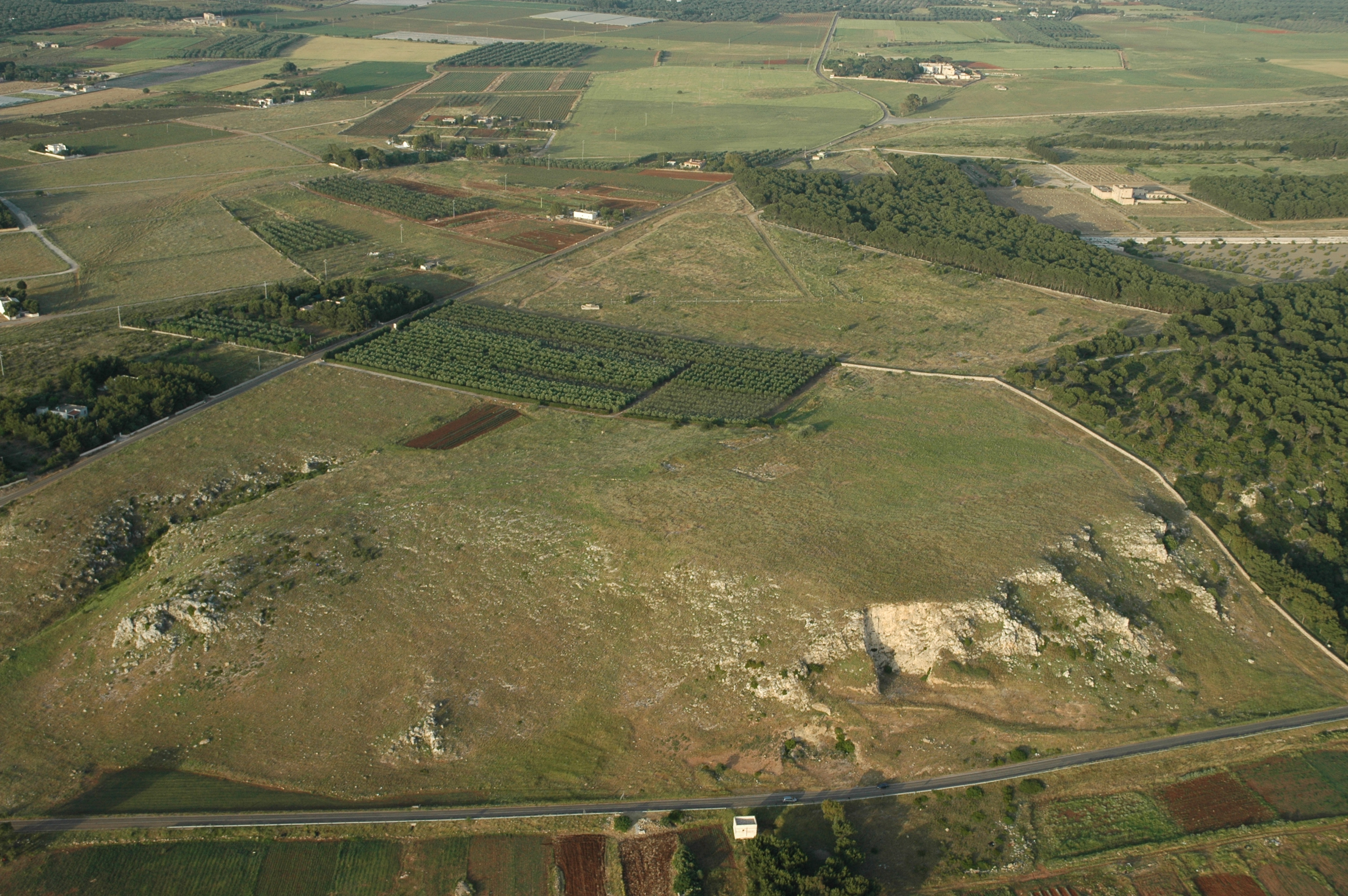 villaggio, Insediamento neolitico di Serra Cicora (PERIODIZZAZIONI/ PREISTORIA/ Neolitico)