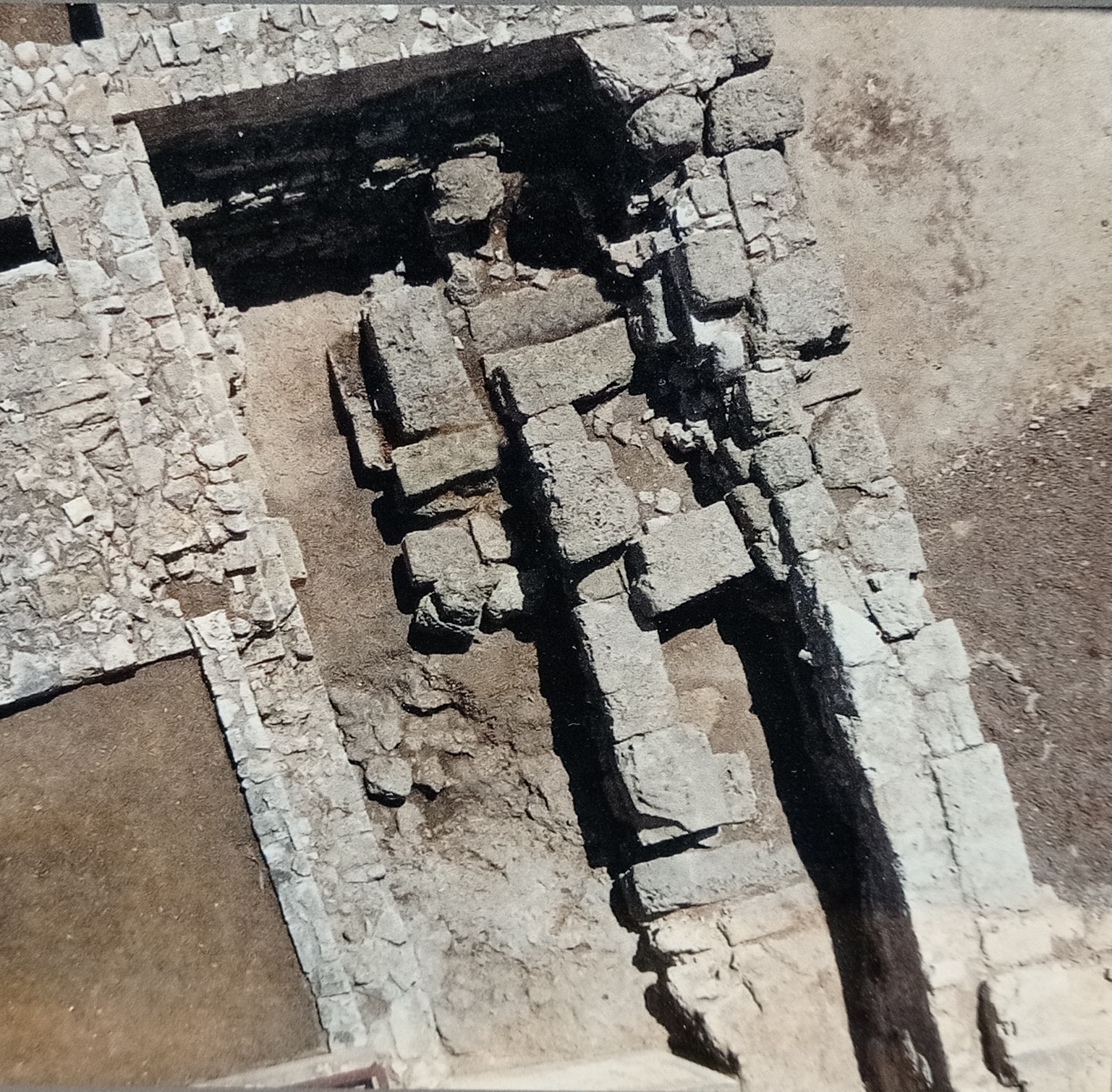 cinta fortificata, Cinta muraria (SECOLI/ IV a.C)