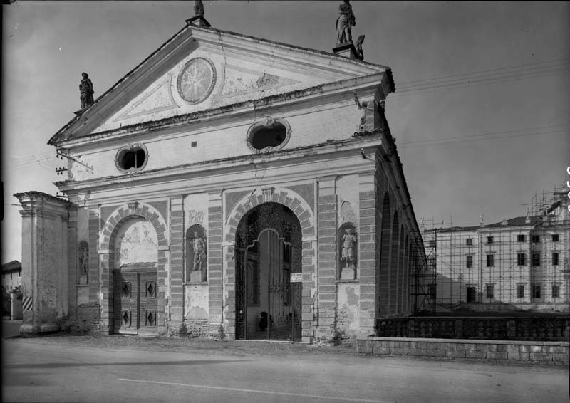 Edifici civili: Ville, Villa Manin (negativo) di Brisighelli, Studio (terzo quarto XXI)