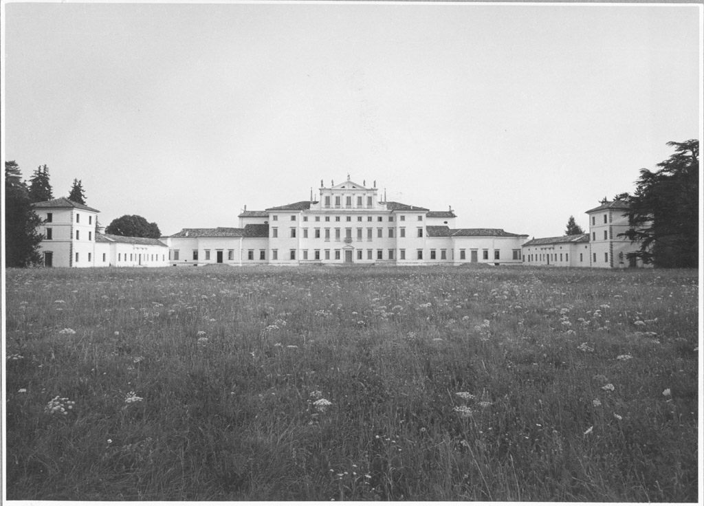 Eventi: dopo i lavori di restauro degli anni Sessanta (positivo) di Ciol, Elio (terzo quarto XXI)