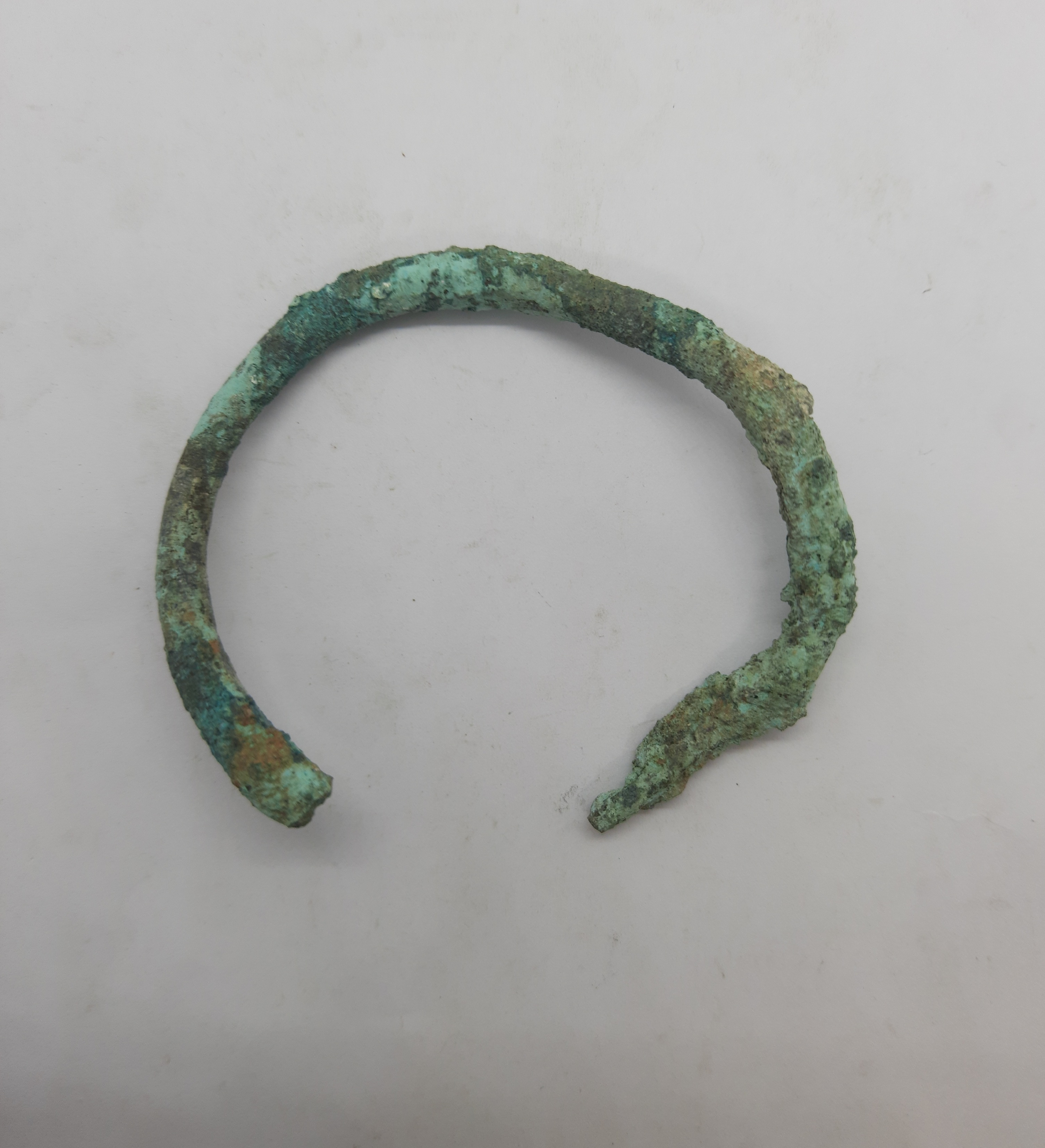 SINGOLO OGGETTO/ bracciale, PERIODIZZAZIONI/ PROTOSTORIA/ Età del Ferro/ Media età del Ferro