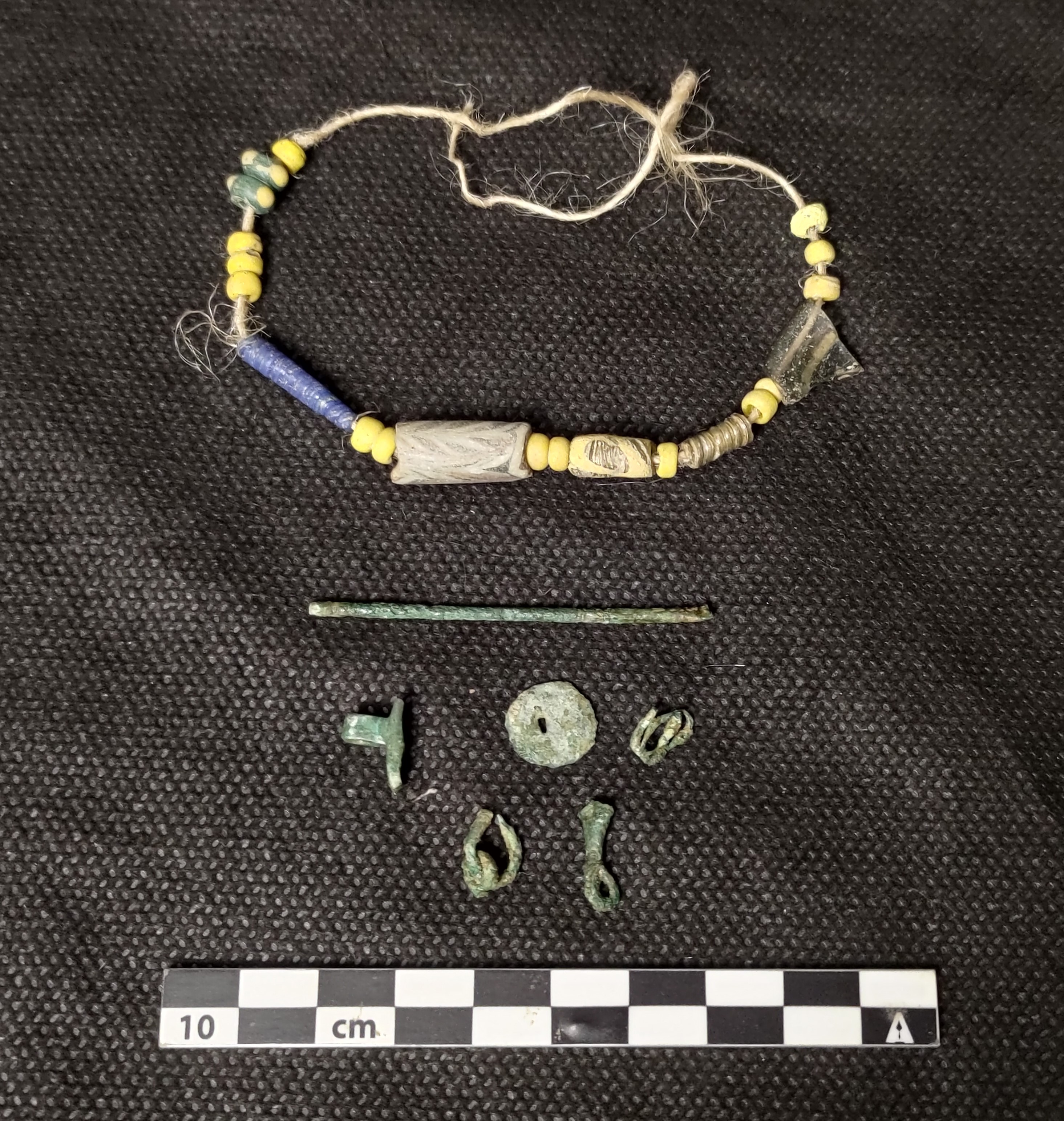 SINGOLO OGGETTO/ bracciale, PERIODIZZAZIONI/ STORIA/ Età medievale/ Alto Medioevo