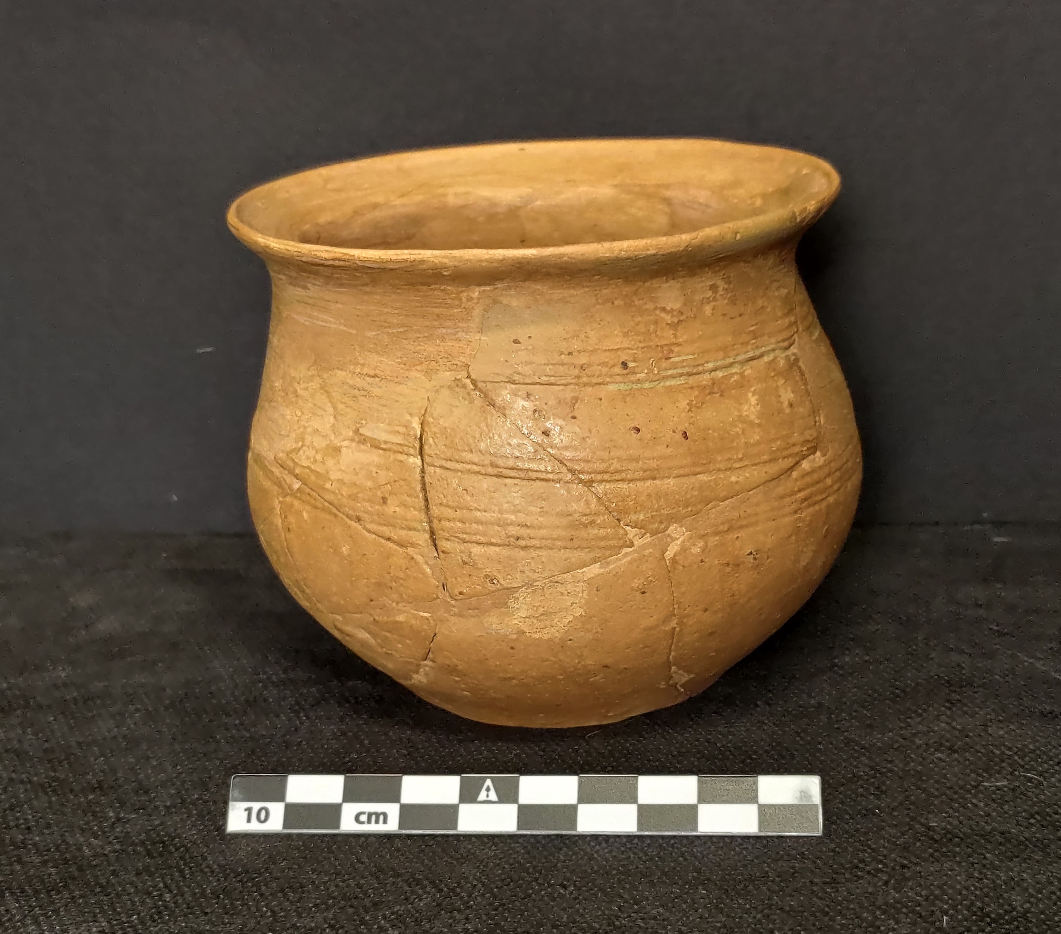 SINGOLO OGGETTO/ bicchiere, PERIODIZZAZIONI/ STORIA/ Età medievale/ Alto Medioevo