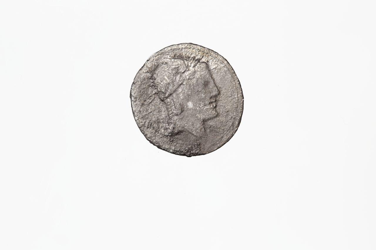 moneta - denario (secondo quarto sec. I a.C)