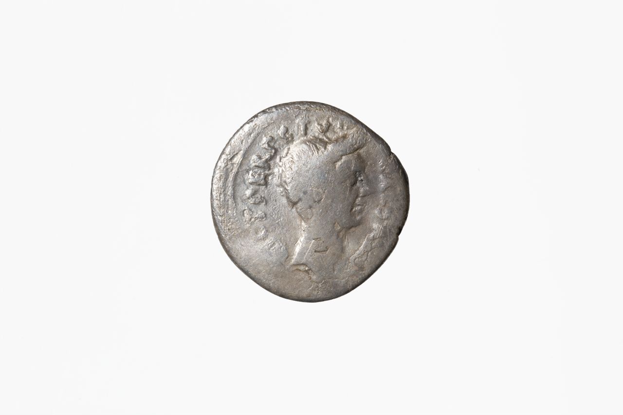 moneta - denario (terzo quarto sec. I a.C)