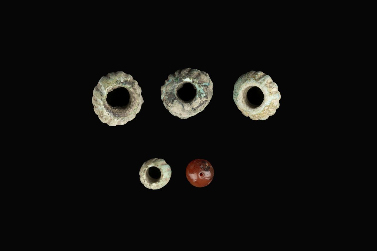 collana/ vago (79 d.C)