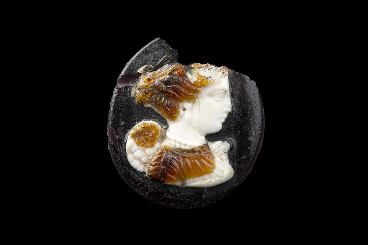 Busto di Nike (gemma figurata) (sec. I d.C)