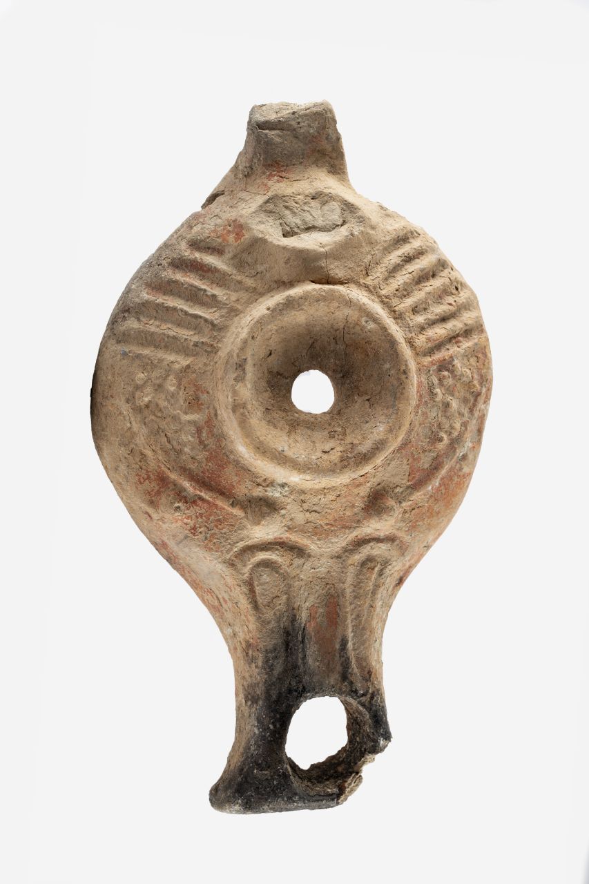 lucerna, Deneauve tipo Gr. XVI (secc. I a.C./ I d.C)