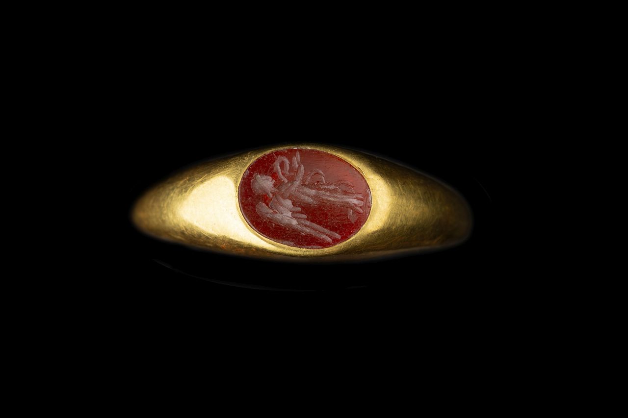 anello digitale, con castone ovale (79 d.C)