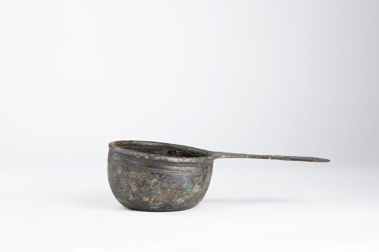 casseruola, Tassinari G 3100 (79 d.C)