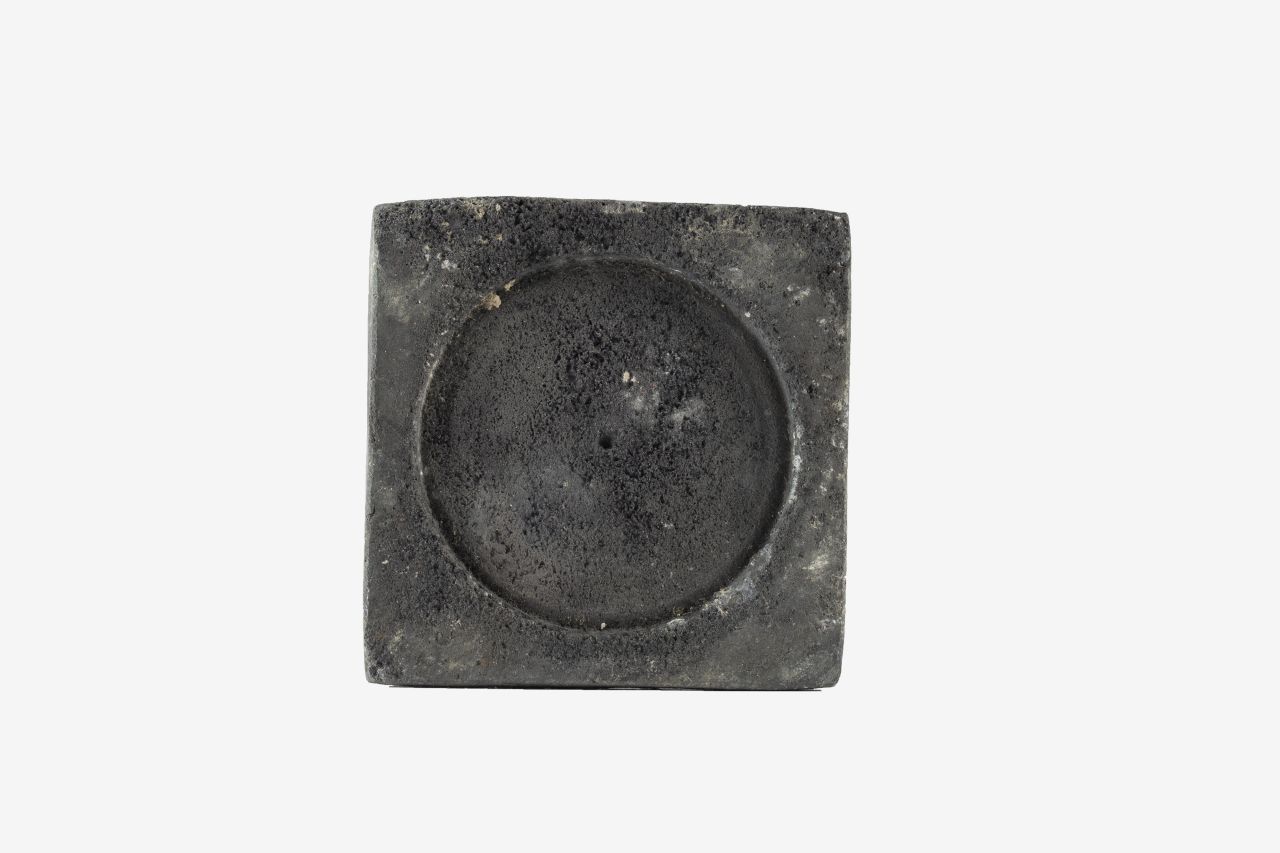 cerniera, a base quadrangolare (sec. I)