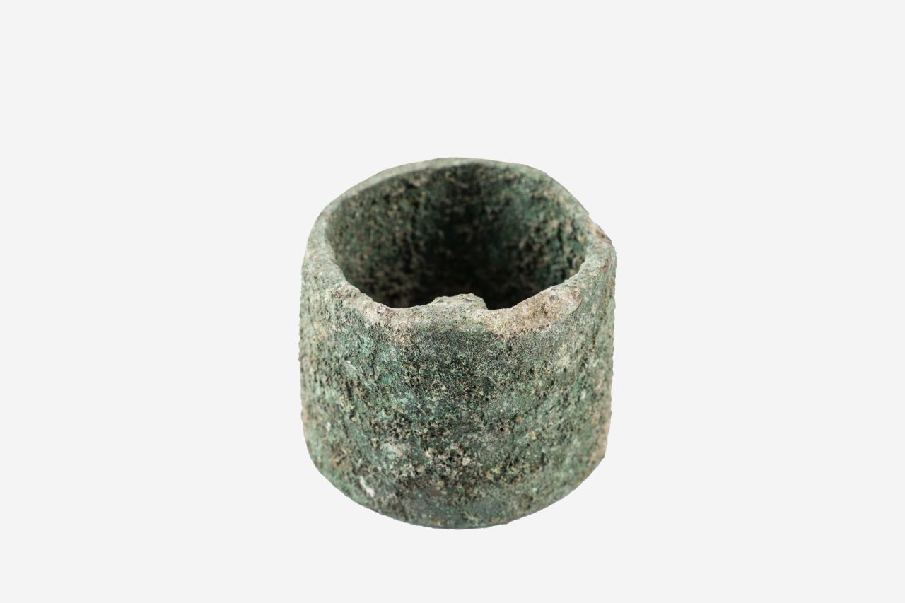 cerniera/ perno di snodo, cilindrico con dente interno (79 d.C)