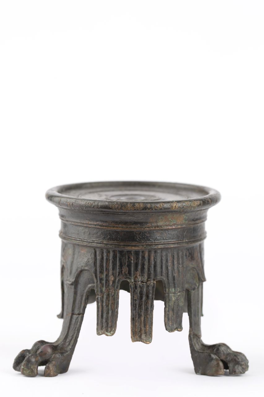 portalucerna, Tassinari Y 3100 (79 d.C)