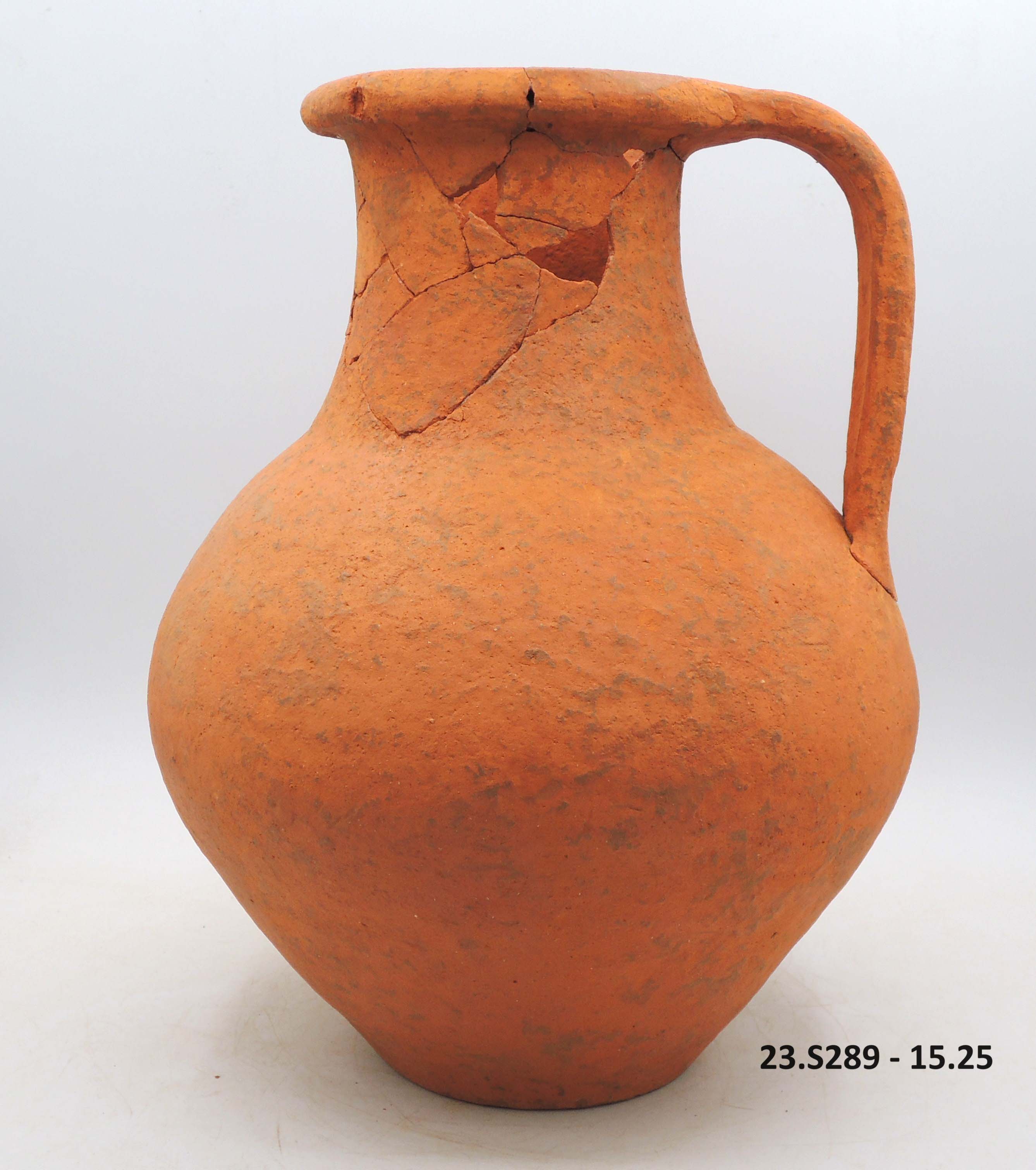 SINGOLO OGGETTO/ brocca, PERIODIZZAZIONI/ STORIA/ Età antica/ Età romana/ Età romana imperiale/ Età altoimperiale