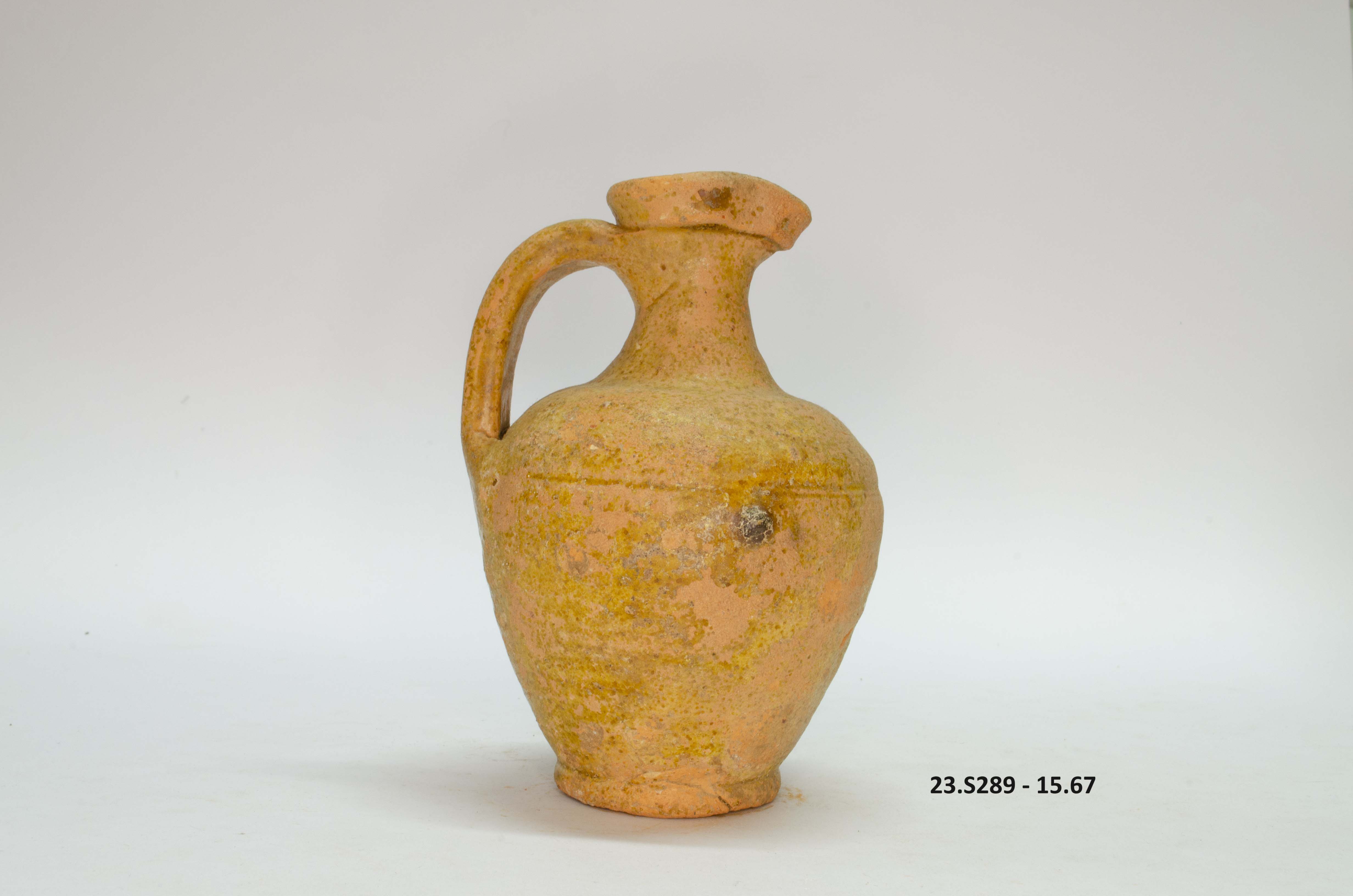 SINGOLO OGGETTO/ olpe, PERIODIZZAZIONI/ STORIA/ Età antica/ Età romana/ Età romana imperiale/ Età tardoimperiale