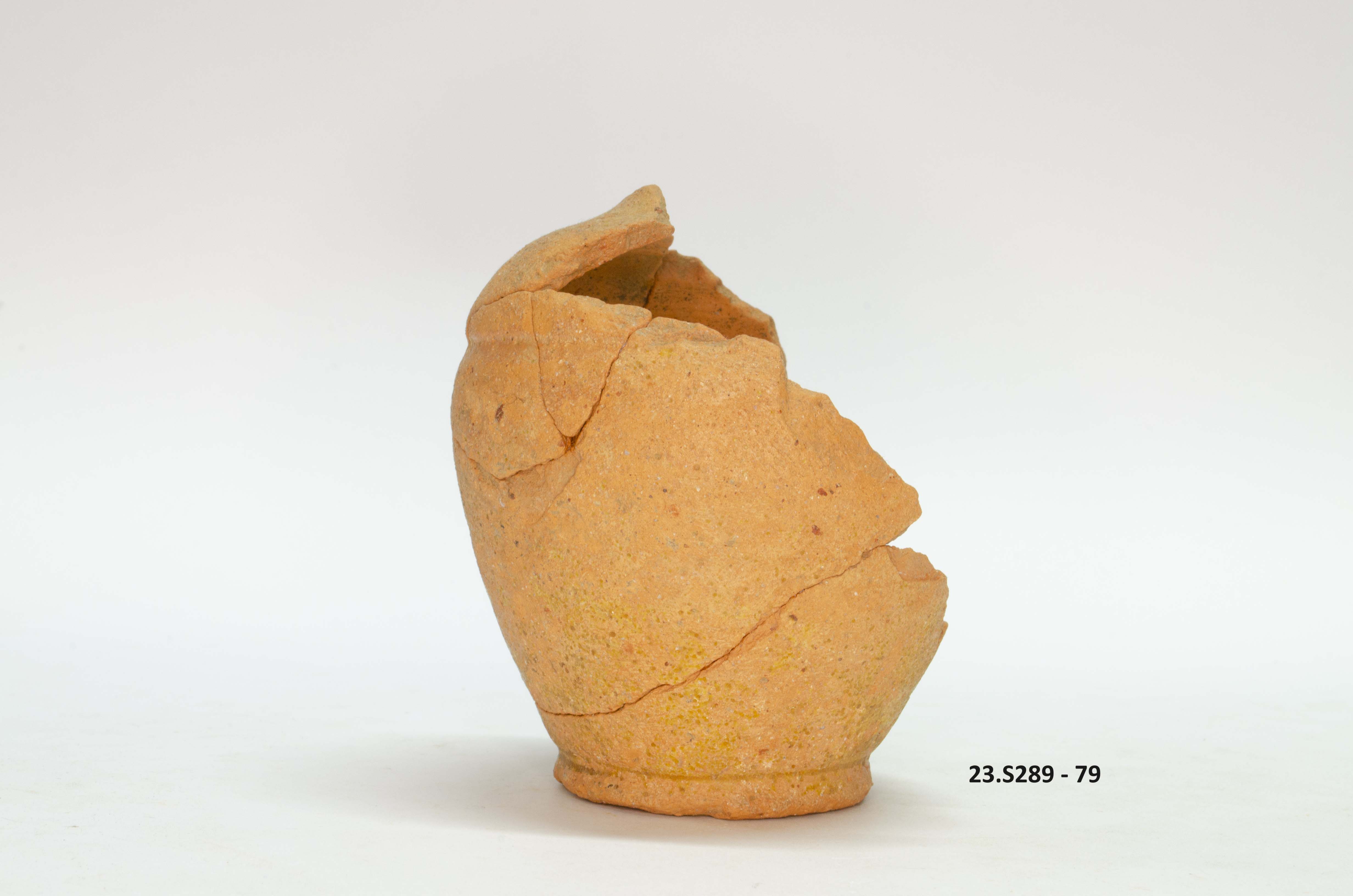 SINGOLO OGGETTO/ olpe, PERIODIZZAZIONI/ STORIA/ Età antica/ Età romana/ Età romana imperiale/ Età tardoimperiale