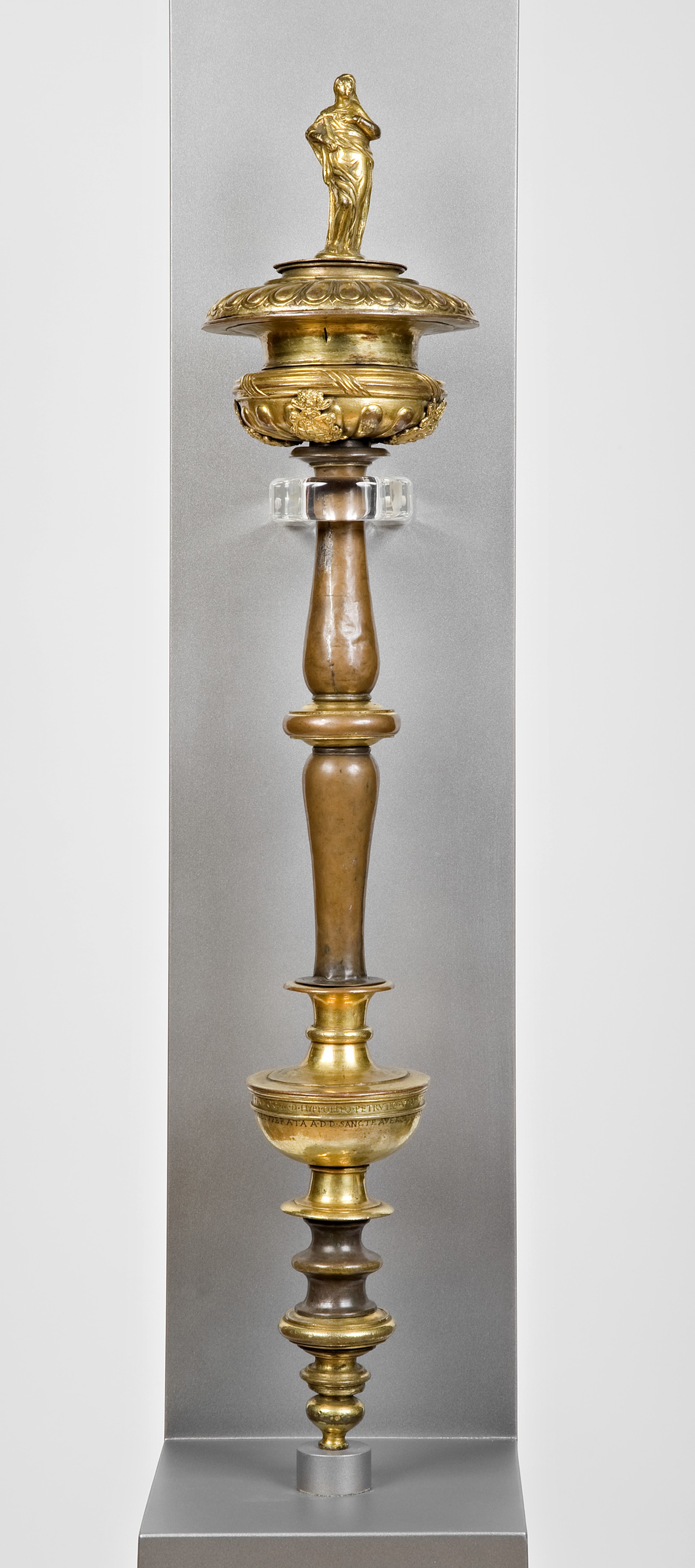 Mazza rettorale con statuetta raffigurante la Fede (mazza) - manifattura italiana (XVI)