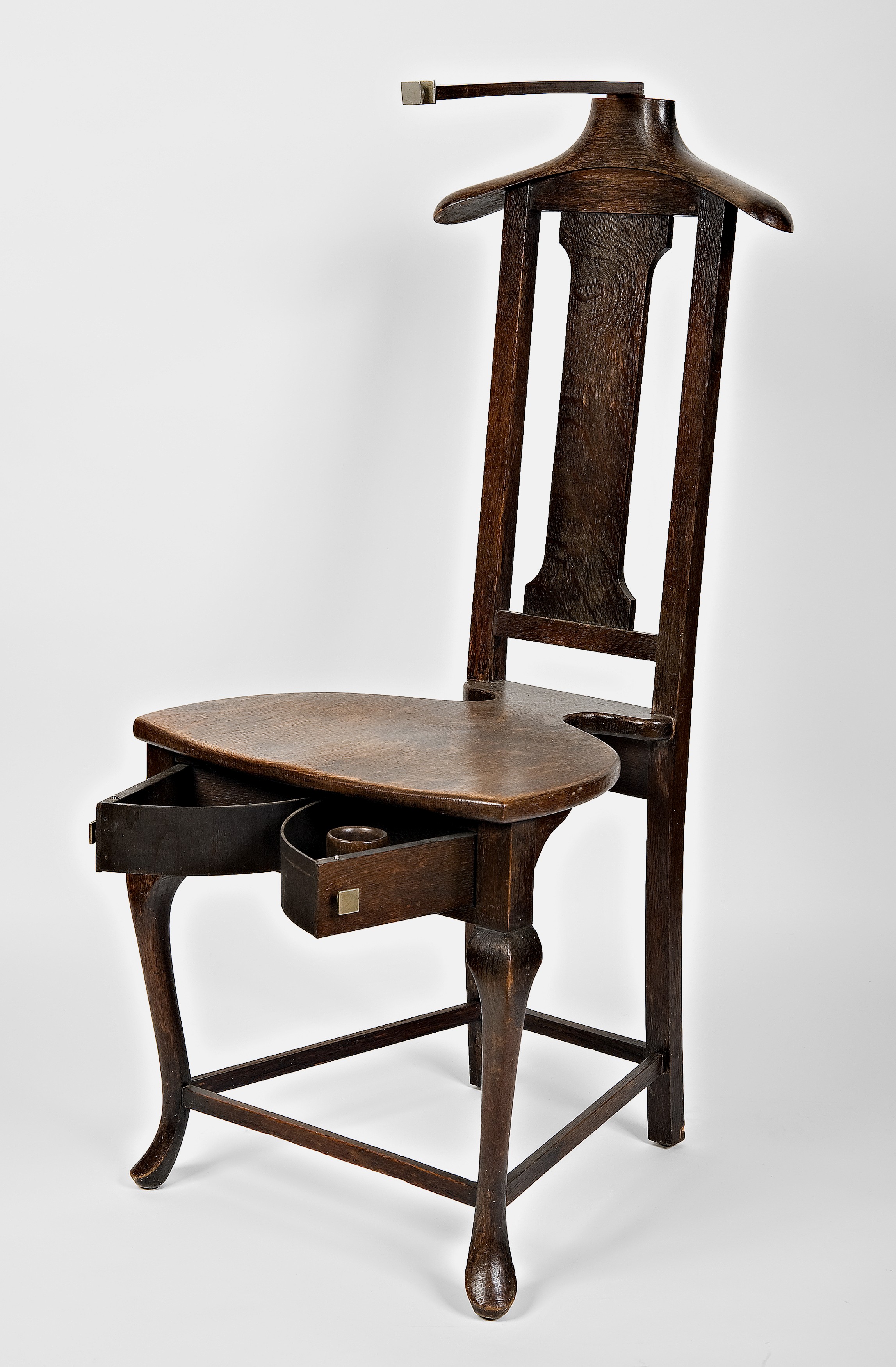 sedia, sedia porta abiti, ARREDI E SUPPELLETTILI - ambito universitario di Cambridge