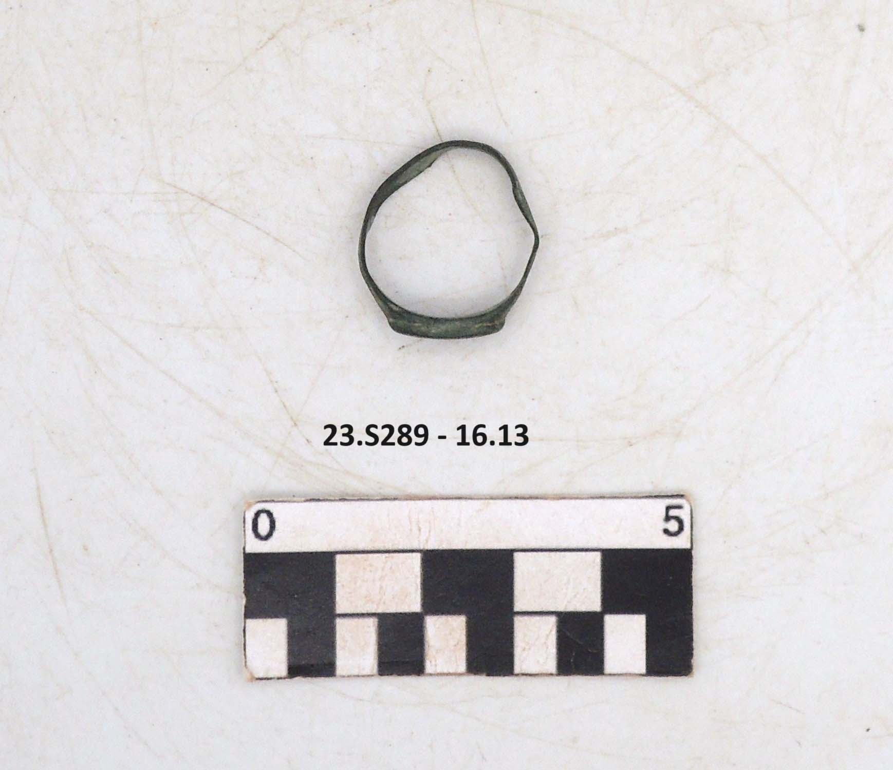 SINGOLO OGGETTO/ anello, PERIODIZZAZIONI/ STORIA/ Età antica/ Età romana