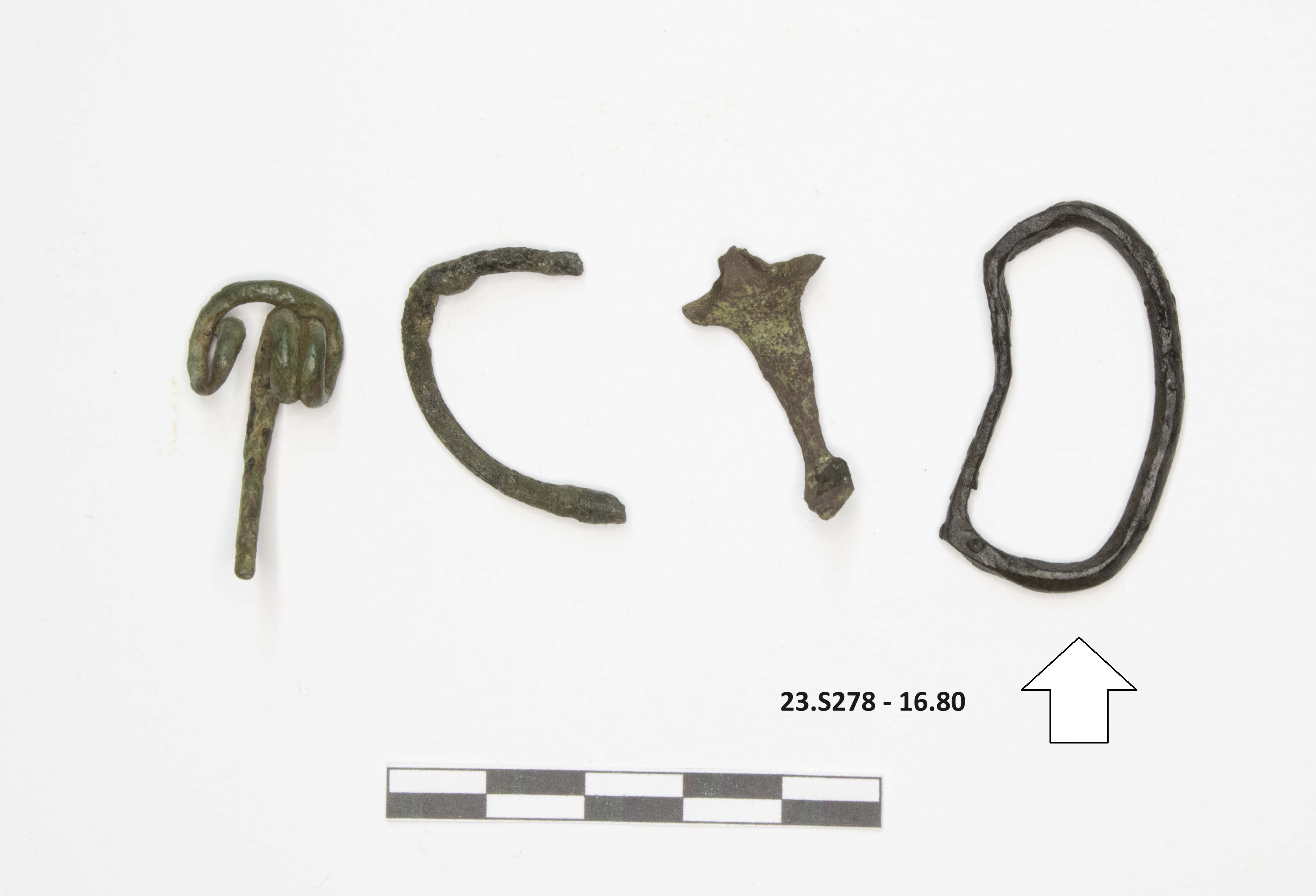 SINGOLO OGGETTO/ fibbia, PERIODIZZAZIONI/ STORIA/ Età antica/ Età romana