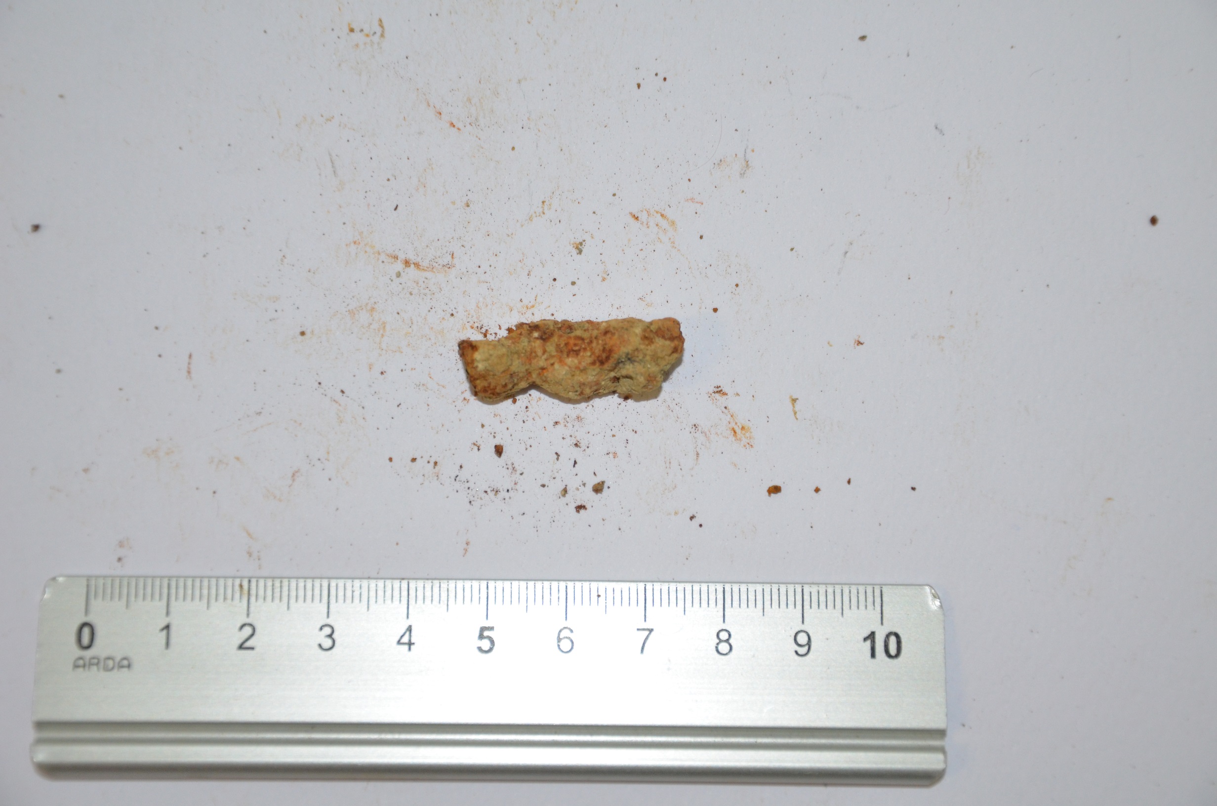 SINGOLO OGGETTO/ chiodo, non determinabile