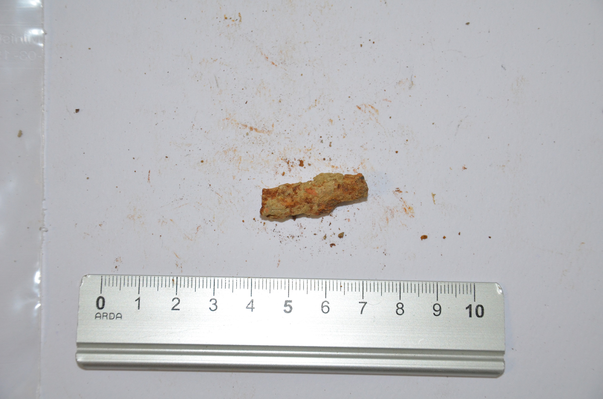 SINGOLO OGGETTO/ chiodo, non determinabile