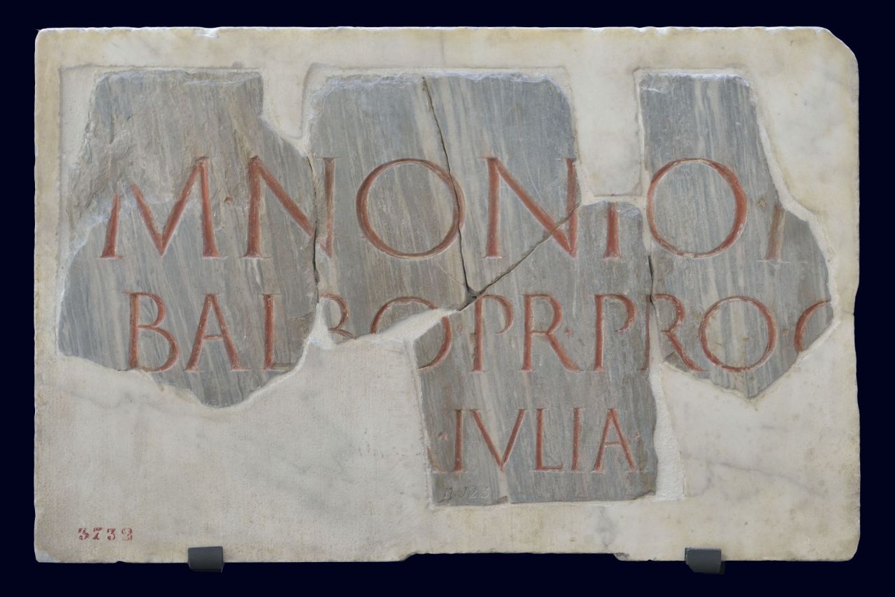 lastra con iscrizione (secc. I a.C./ I d.C)