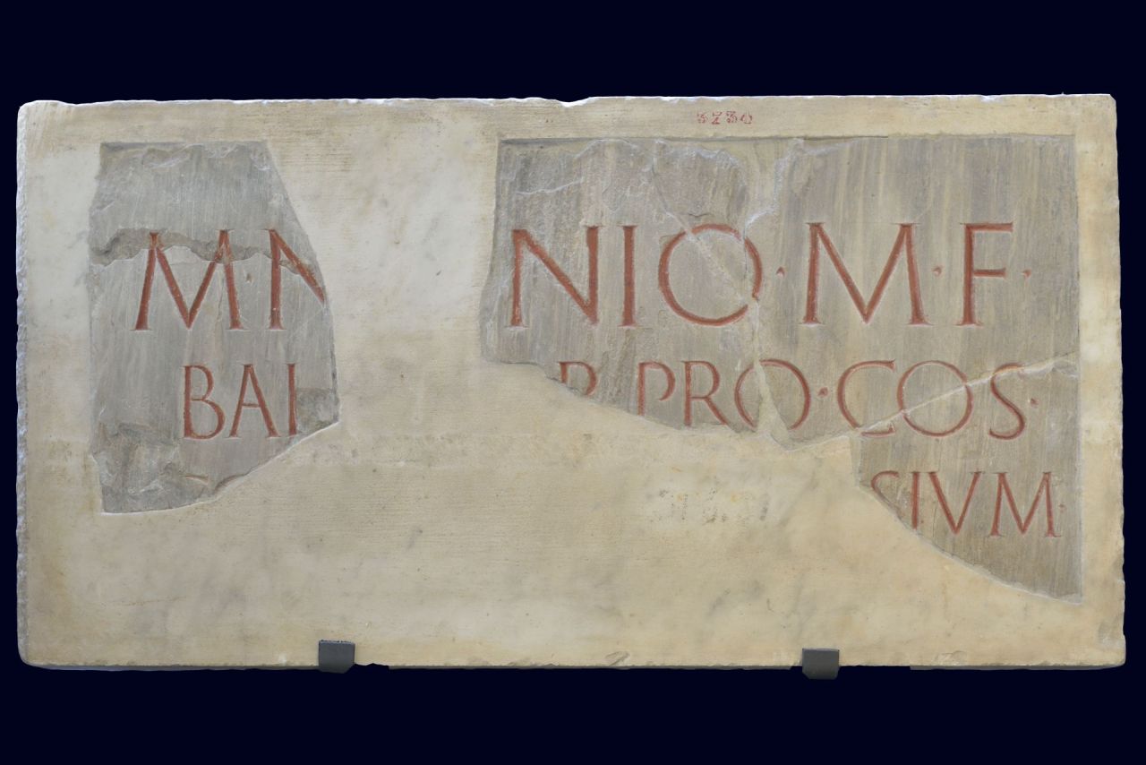 lastra con iscrizione (secc. I a.C./ I d.C)