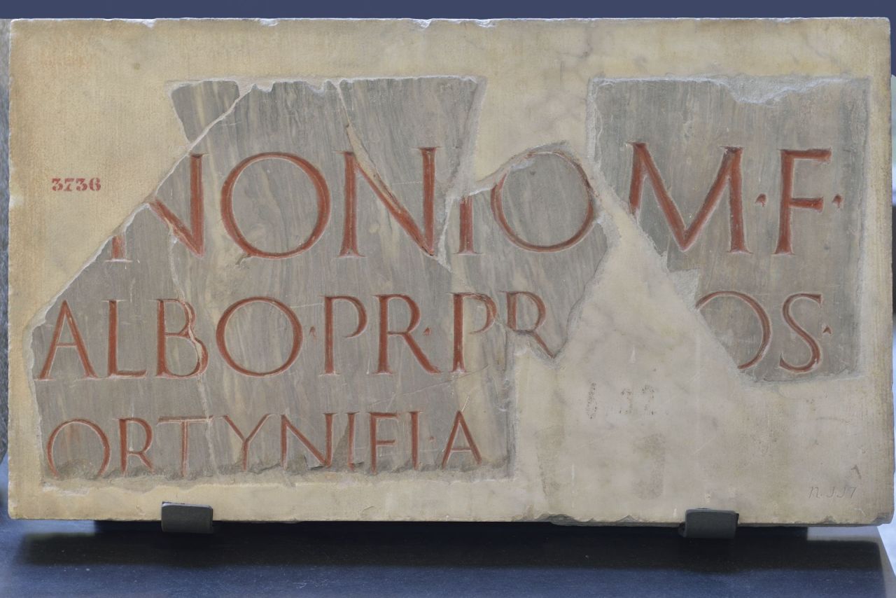 lastra con iscrizione (secc. I a.C./ I d.C)