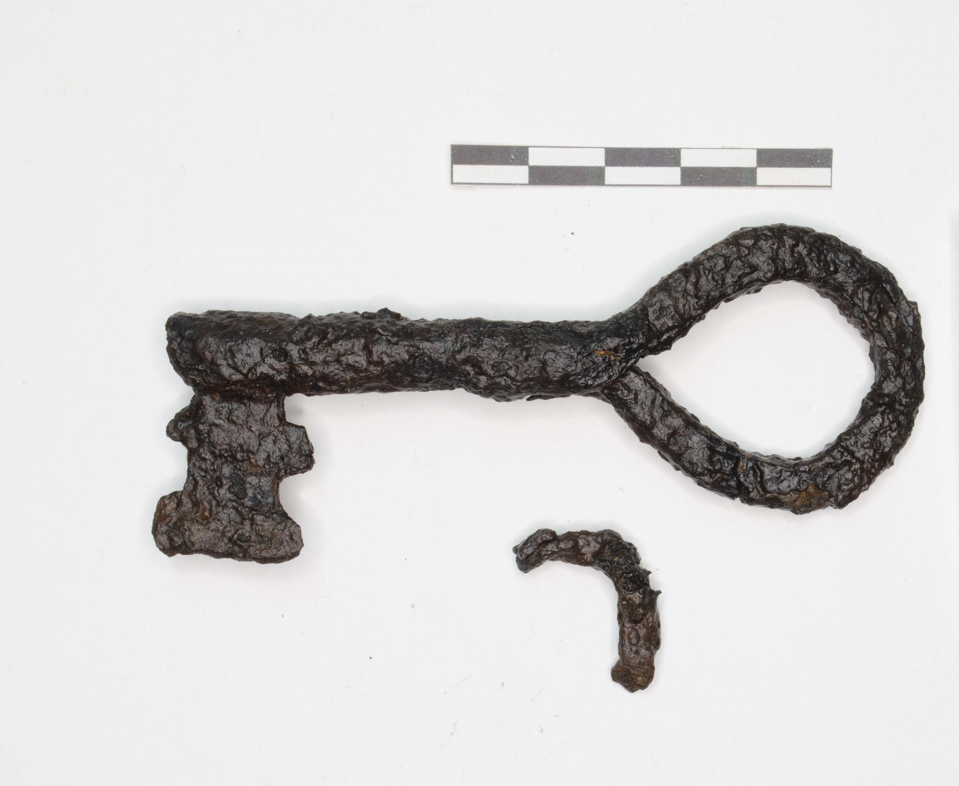 SINGOLO OGGETTO/ chiave, SECOLI/ ARCHI DI SECOLI/ XI-XII