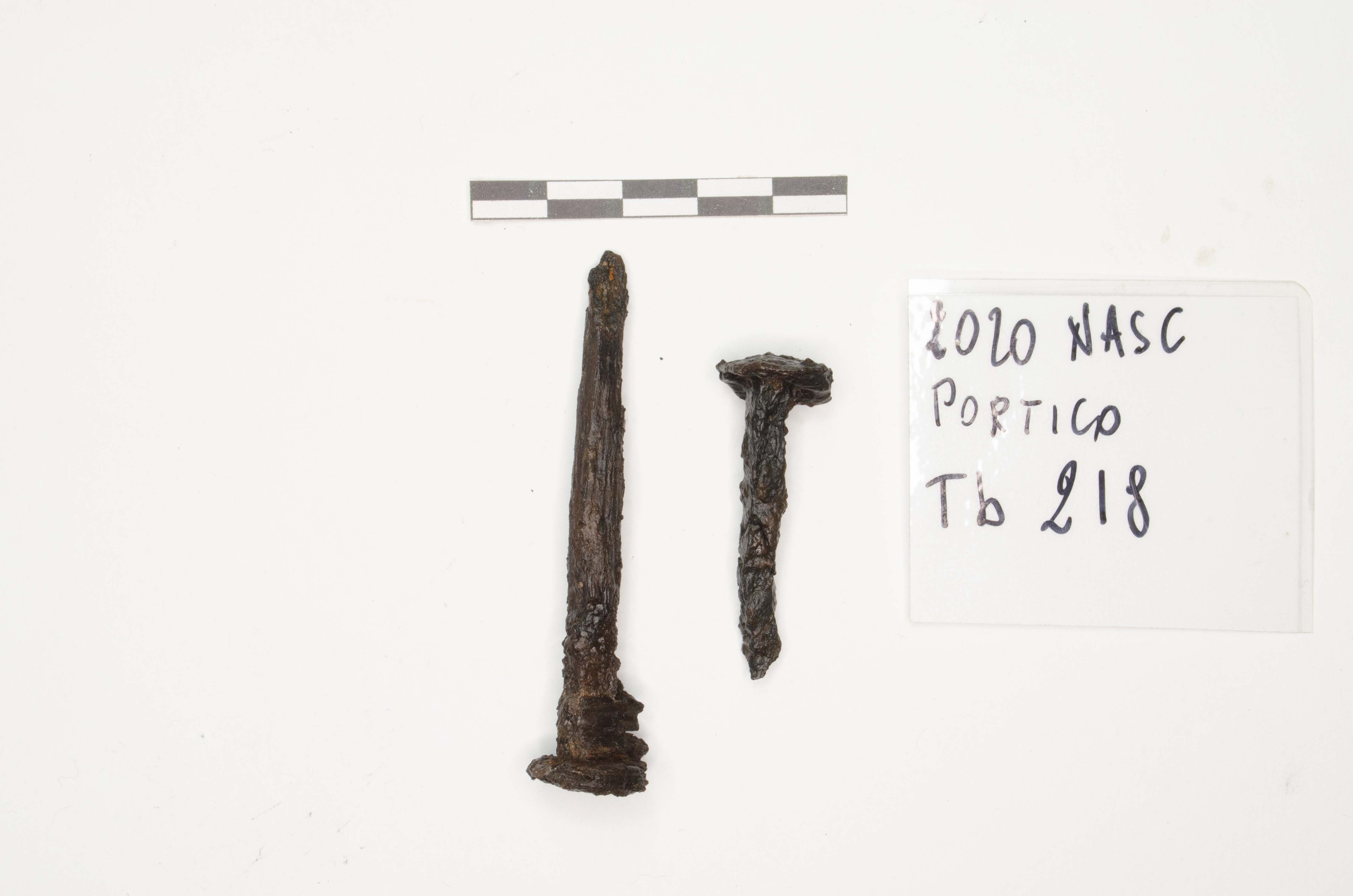 SINGOLO OGGETTO/ chiodo, PERIODIZZAZIONI/ STORIA/ Età medievale/ Alto Medioevo