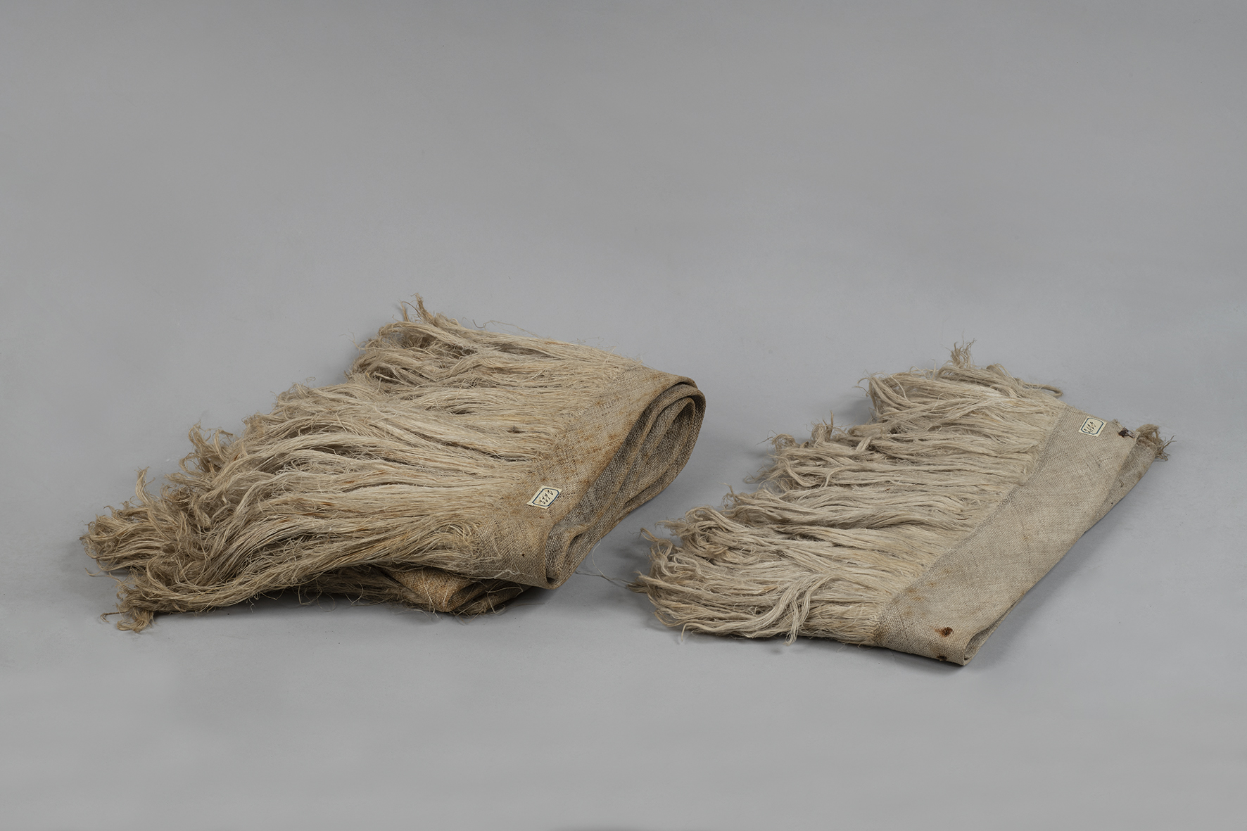 Tessuti, ARREDI E SUPPELLETTILI - n/a