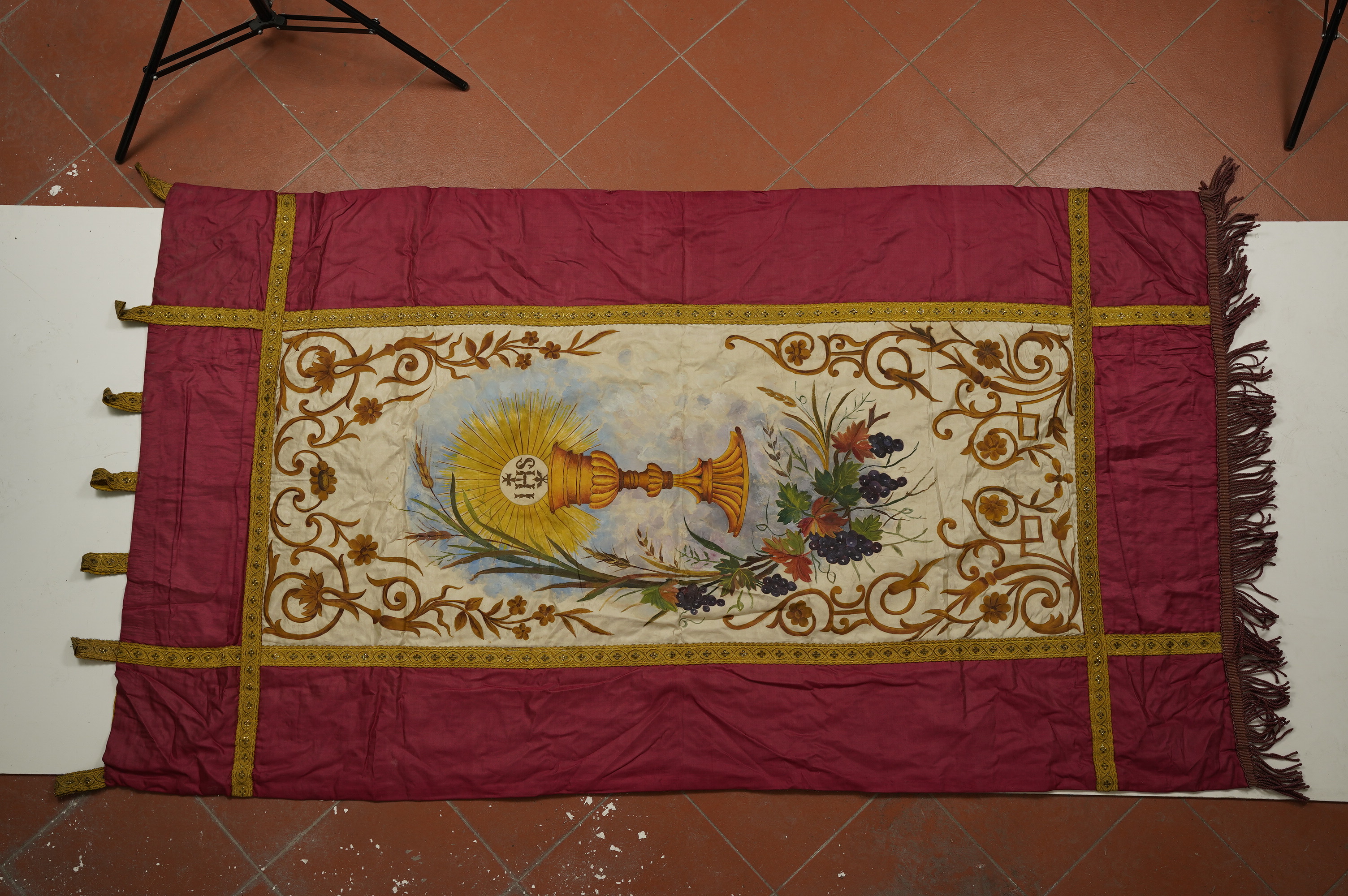 simbolo eucaristico (stendardo processionale) - bottega napoletana (metà XX)