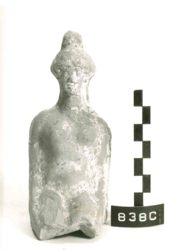 Figura femminile (statuetta/ femminile, statuetta di figura femminile nuda seduta) - produzione locale (metà SECOLI/ IV a.C)