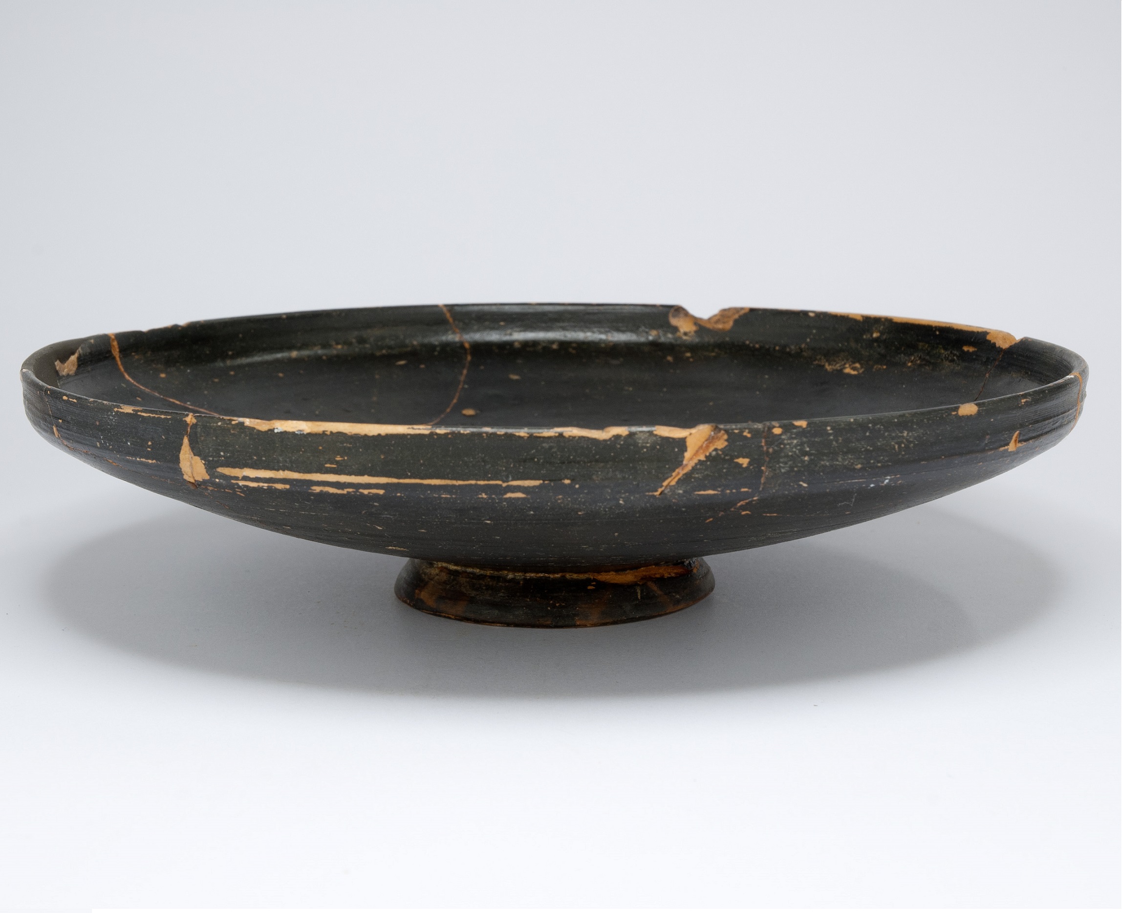 patera, Lamboglia 27 ?/Morel 2731 - produzione locale adriese (sec. III a.C)