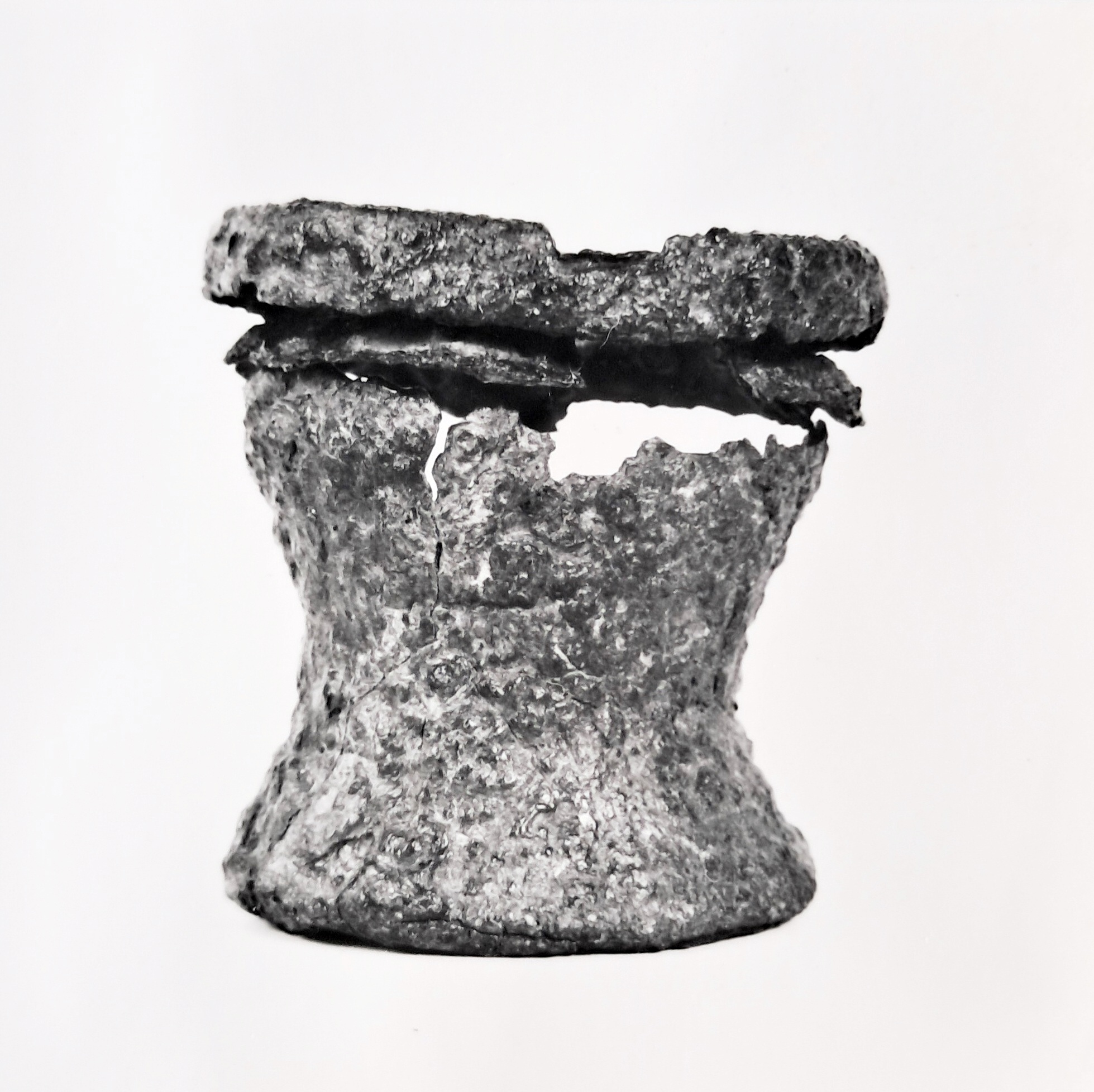 kyathos, a rocchetto - produzione etrusca (sec. IV a.C)