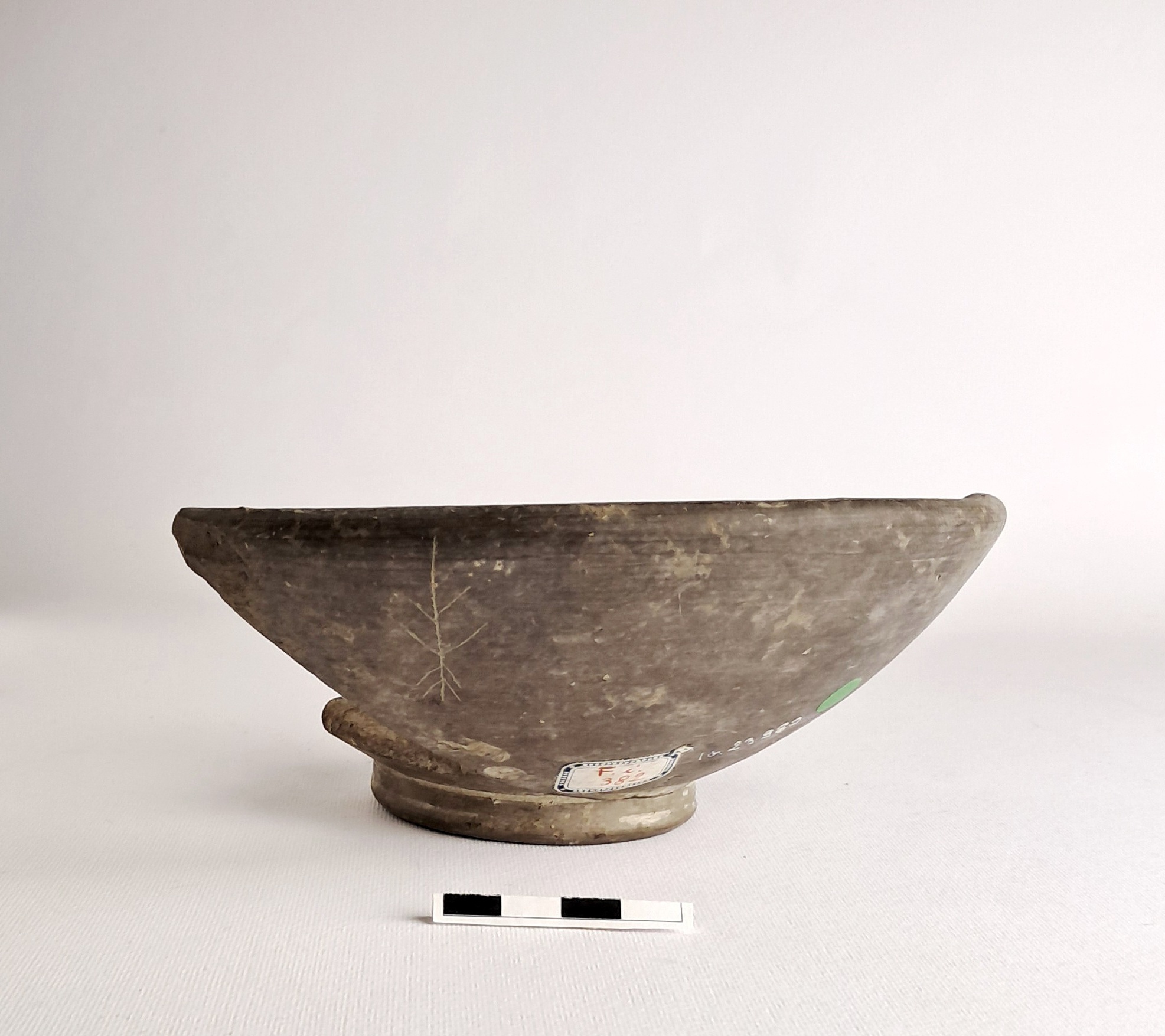 ciotola, Parrini, ciotole d'impasto buccheroide, tipo 2 - produzione locale (fine/ inizio SECOLI/ ARCHI DI SECOLI/ VI a.C.-V a.C)