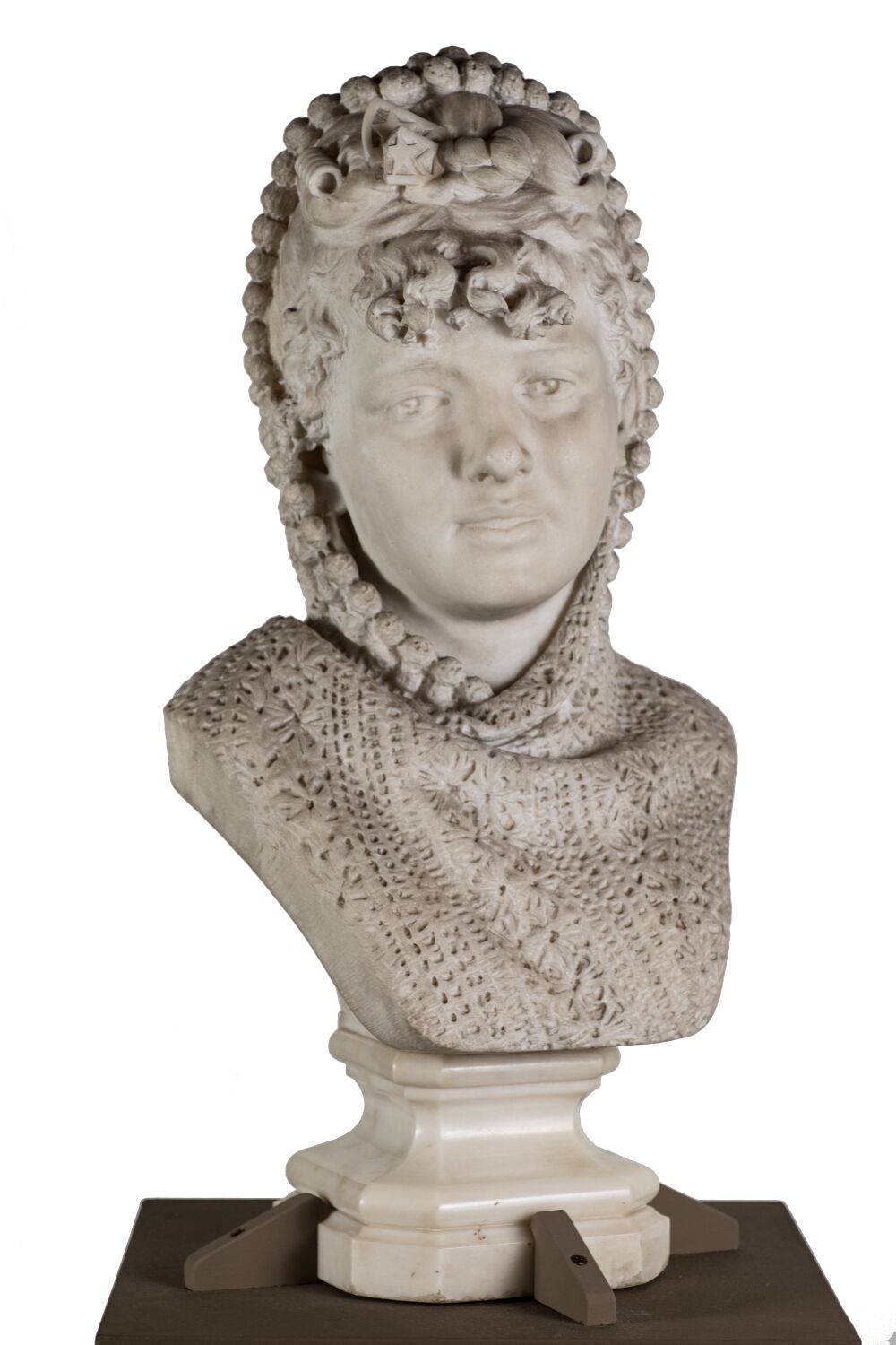 Busto femminile con scialle, busto femminile (scultura, opera isolata) di Zannoni Ugo - veronese (sec. XIX)